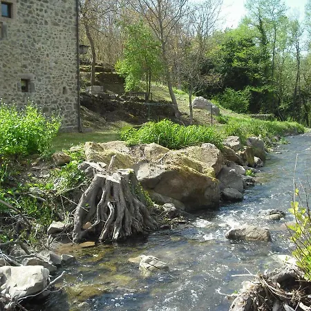 Molino Del Ponte مزرعة للإقامة *